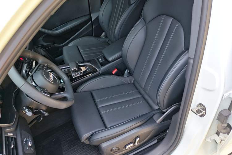 Used Audi A4L 2024 40 TFSI Luxury Dynamic Edition Left Front Seat