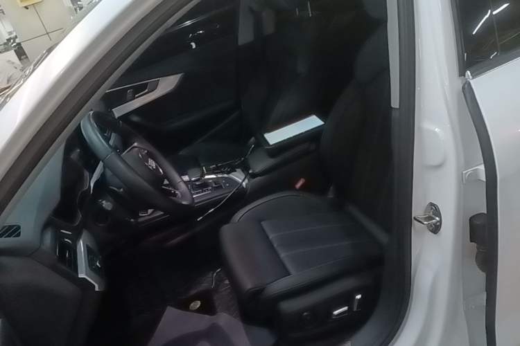 Used Audi A4L 2024 40 TFSI Fashion Dynamic Model Left Front Seat