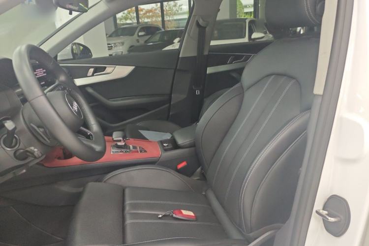 Used Audi A4L 2024 40 TFSI Fashion Dynamic Model Left Front Seat