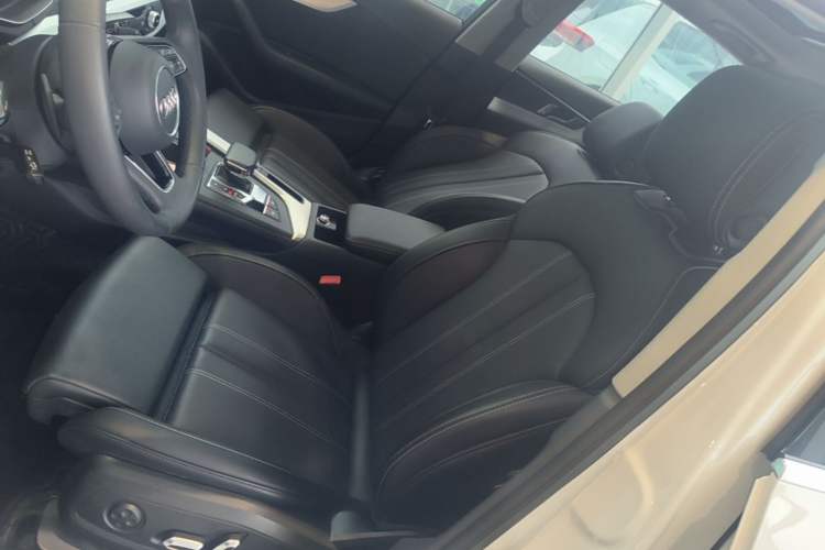 Used Audi A4L 2024 40 TFSI Fashion Dynamic Model Left Front Seat