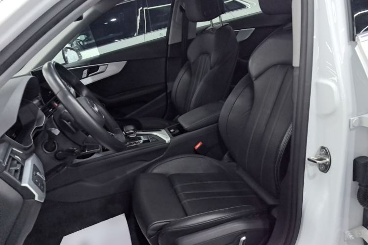 Used Audi A4L 2024 40 TFSI Fashion Dynamic Model Left Front Seat