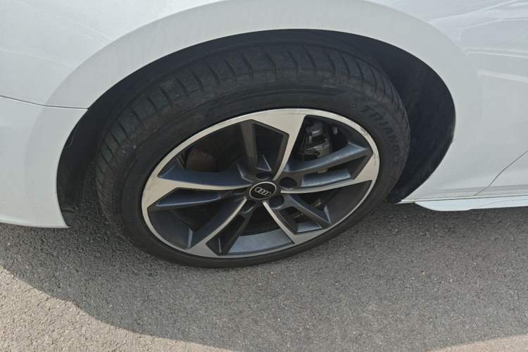 Used Audi A4L 2024 40 TFSI Fashion Dynamic Model Left Front Wheel Hub