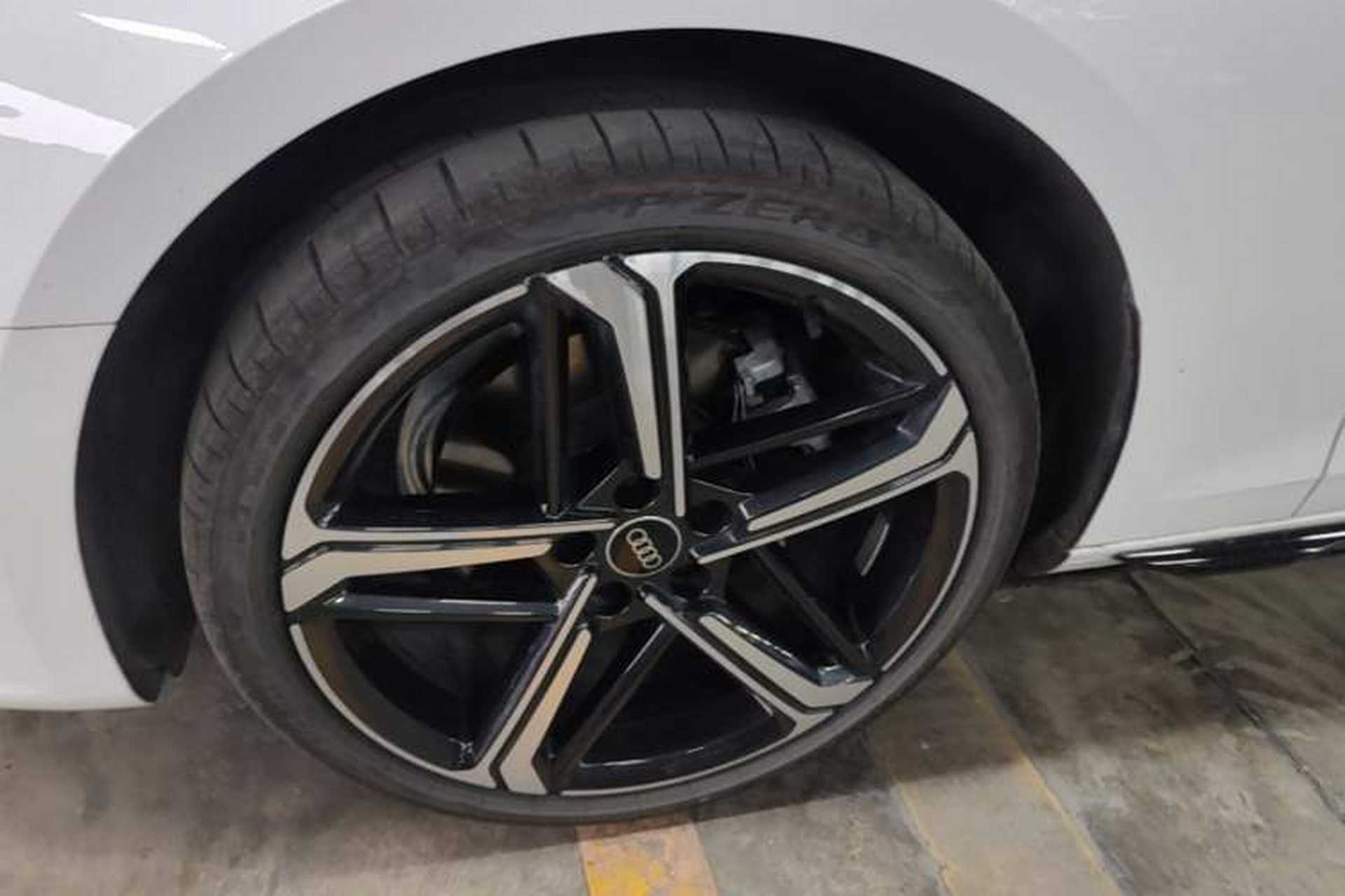 Used Audi A4L 2024 40 TFSI Luxury Dynamic Edition Left Front Wheel Hub