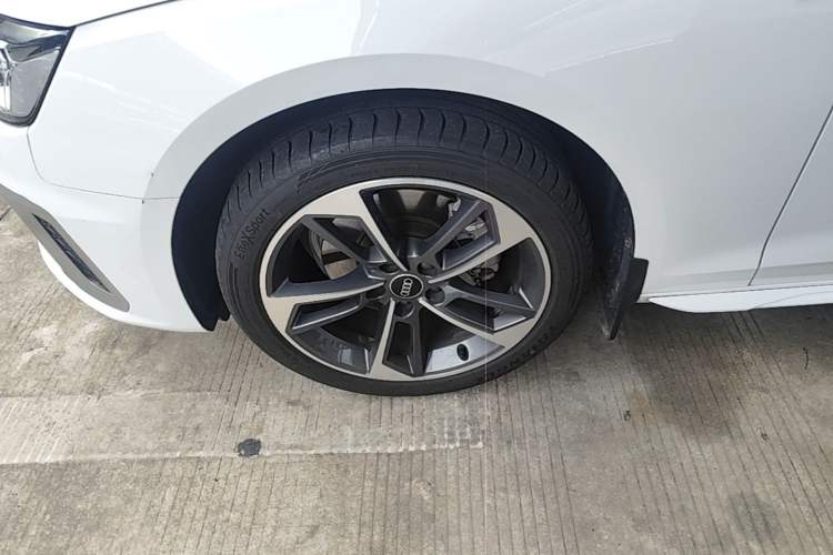 Used Audi A4L 2024 40 TFSI Fashion Dynamic Model Left Front Wheel Hub