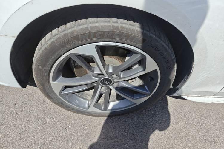Used Audi A4L 2024 40 TFSI Fashion Dynamic Model Left Front Wheel Hub