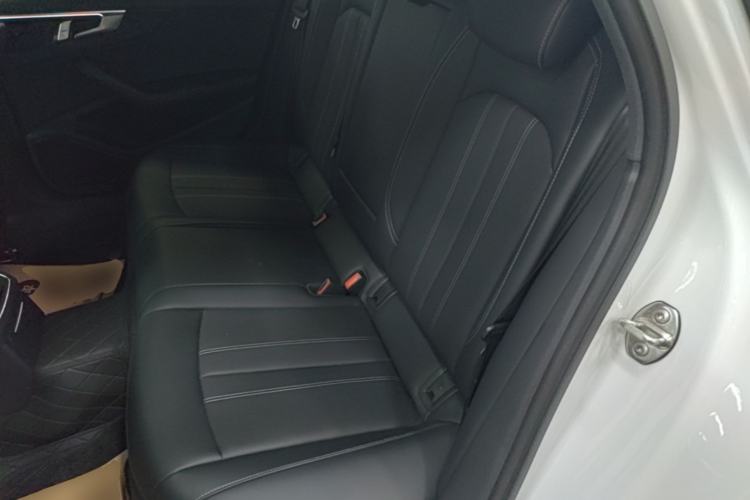Used Audi A4L 2024 40 TFSI Luxury Dynamic Edition Left Rear Seat