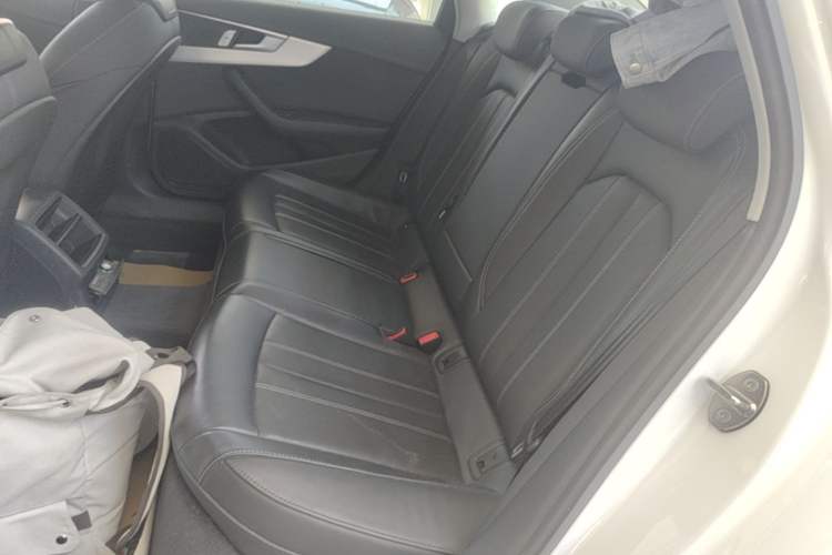 Used Audi A4L 2024 40 TFSI Fashion Dynamic Model Left Rear Seat