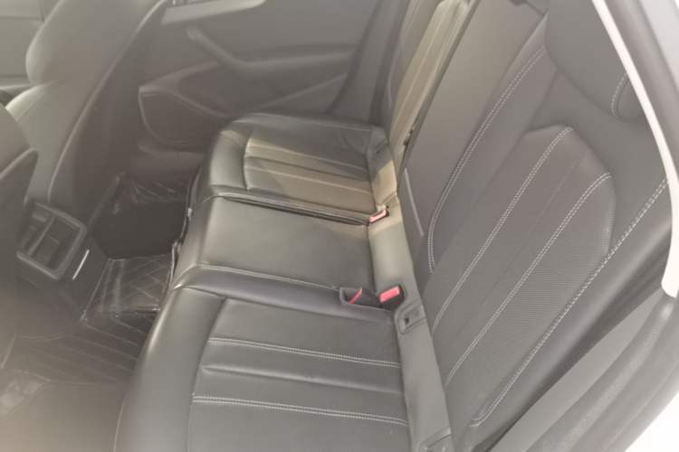 Used Audi A4L 2024 40 TFSI Fashion Dynamic Model Left Rear Seat