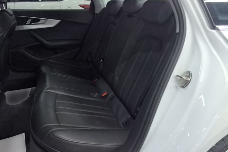 Used Audi A4L 2024 40 TFSI Fashion Dynamic Model Left Rear Seat