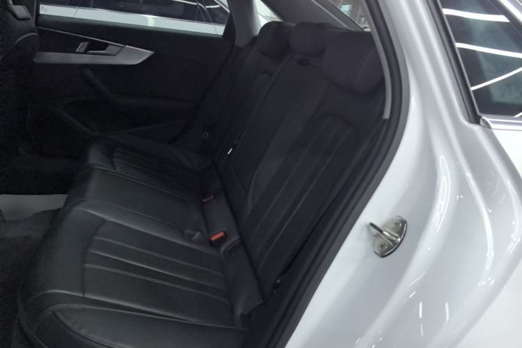 Used Audi A4L 2024 40 TFSI Fashion Dynamic Model Left Rear Seat