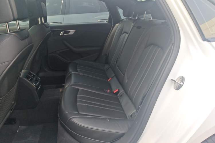 Used Audi A4L 2024 40 TFSI Luxury Dynamic Edition Left Rear Seat