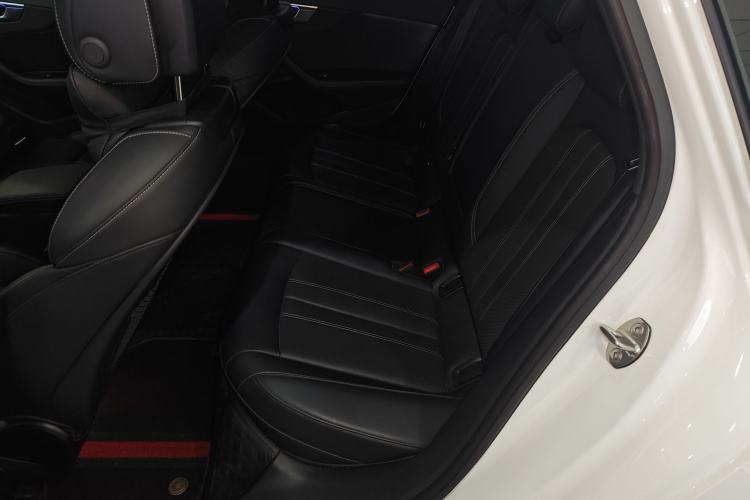 Used Audi A4L 2024 40 TFSI Luxury Dynamic Edition Left Rear Seat