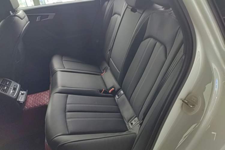 Used Audi A4L 2024 40 TFSI Luxury Dynamic Edition Left Rear Seat