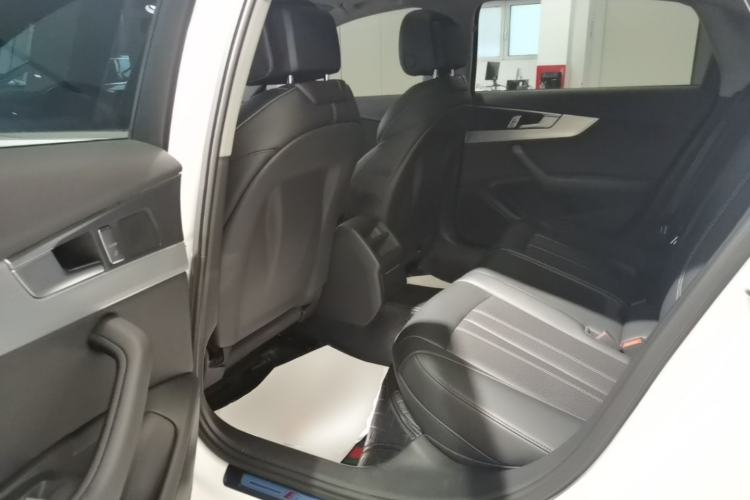 Used Audi A4L 2024 40 TFSI Fashion Dynamic Model Left Rear Seat