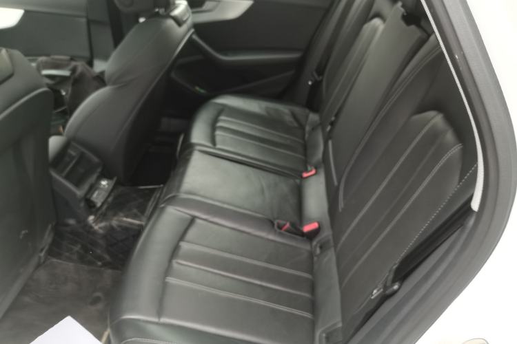 Used Audi A4L 2024 40 TFSI Fashion Dynamic Model Left Rear Seat