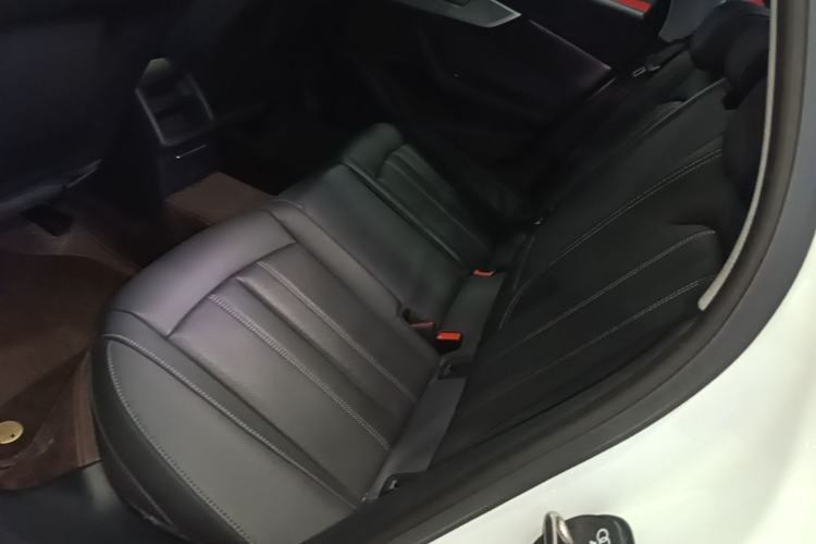 Used Audi A4L 2024 40 TFSI Fashion Dynamic Model Left Rear Seat