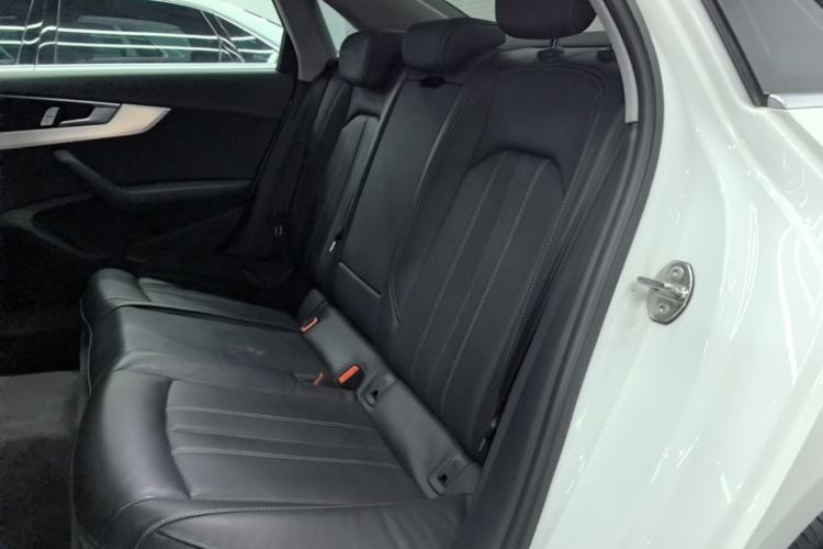 Used Audi A4L 2024 40 TFSI Fashion Dynamic Model Left Rear Seat
