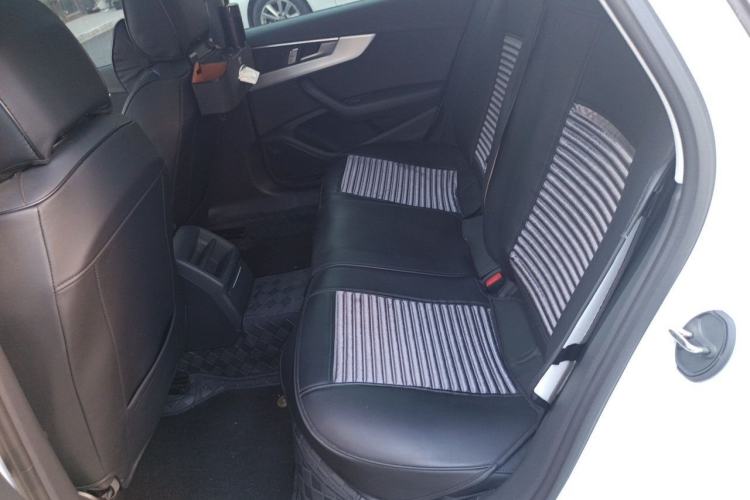 Used Audi A4L 2024 40 TFSI Fashion Dynamic Model Left Rear Seat