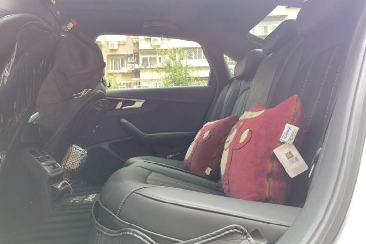 Used Audi A4L 2024 40 TFSI Luxury Dynamic Edition Left Rear Seat