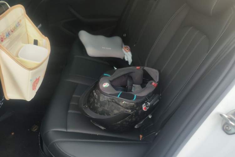 Used Audi A4L 2024 40 TFSI Luxury Dynamic Edition Left Rear Seat