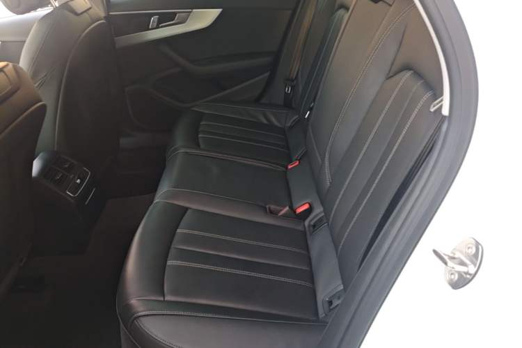 Used Audi A4L 2024 40 TFSI Fashion Dynamic Model Left Rear Seat