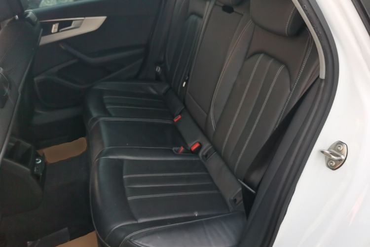 Used Audi A4L 2024 40 TFSI Fashion Dynamic Model Left Rear Seat