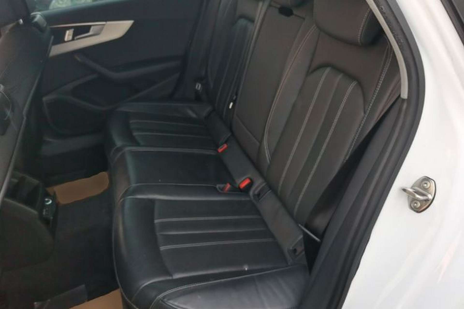 Used Audi A4L 2024 40 TFSI Fashion Dynamic Model Left Rear Seat