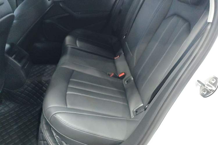 Used Audi A4L 2024 40 TFSI Fashion Dynamic Model Left Rear Seat