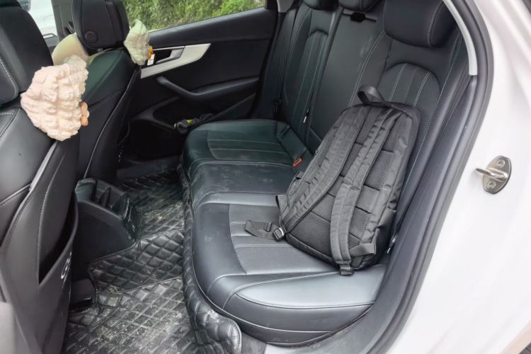 Used Audi A4L 2024 40 TFSI Fashion Dynamic Model Left Rear Seat