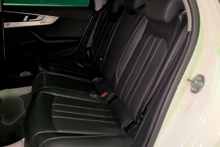 Used Audi A4L 2024 40 TFSI Fashion Dynamic Model Left Rear Seat