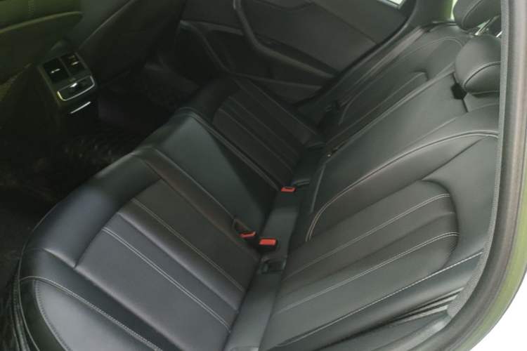Used Audi A4L 2024 40 TFSI Luxury Dynamic Edition Left Rear Seat