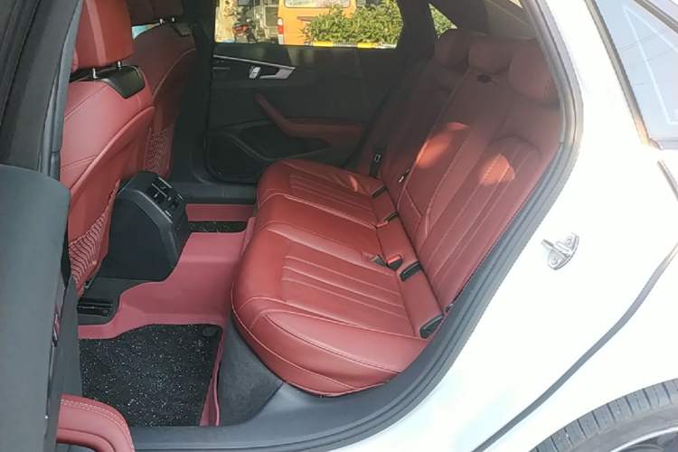 Used Audi A4L 2024 40 TFSI Luxury Dynamic Edition Left Rear Seat