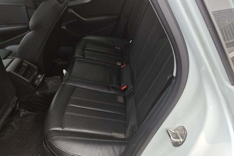 Used Audi A4L 2024 40 TFSI Fashion Dynamic Model Left Rear Seat