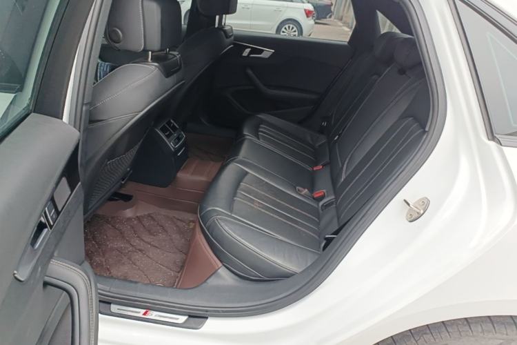 Used Audi A4L 2024 40 TFSI Luxury Dynamic Edition Left Rear Seat