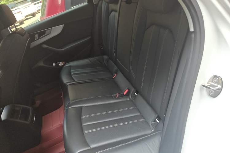 Used Audi A4L 2024 40 TFSI Fashion Dynamic Model Left Rear Seat