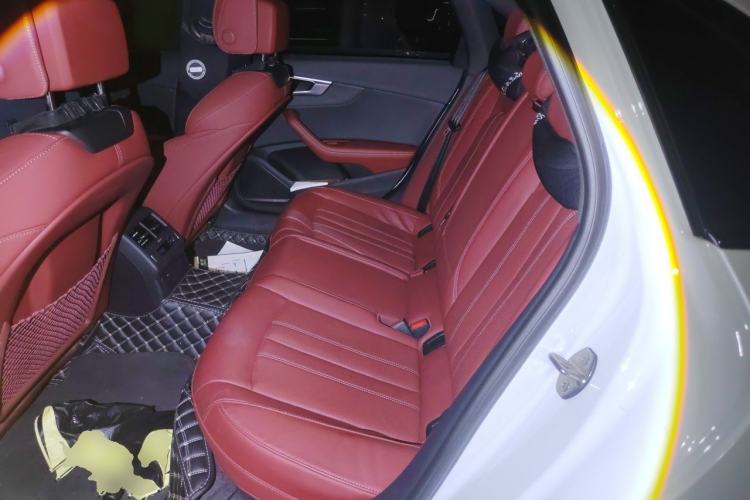 Used Audi A4L 2024 40 TFSI Luxury Dynamic Edition (Starry Night Version) Left Rear Seat