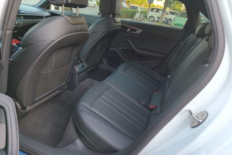 Used Audi A4L 2024 40 TFSI Luxury Dynamic Edition Left Rear Seat
