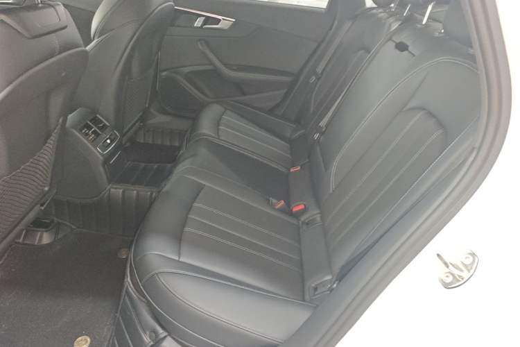 Used Audi A4L 2024 40 TFSI Luxury Dynamic Edition Left Rear Seat
