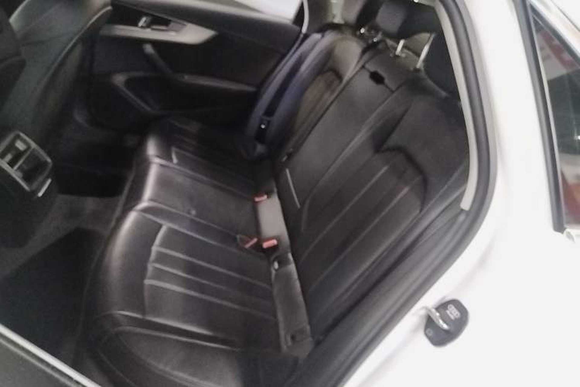 Used Audi A4L 2024 40 TFSI Fashion Dynamic Model Left Rear Seat