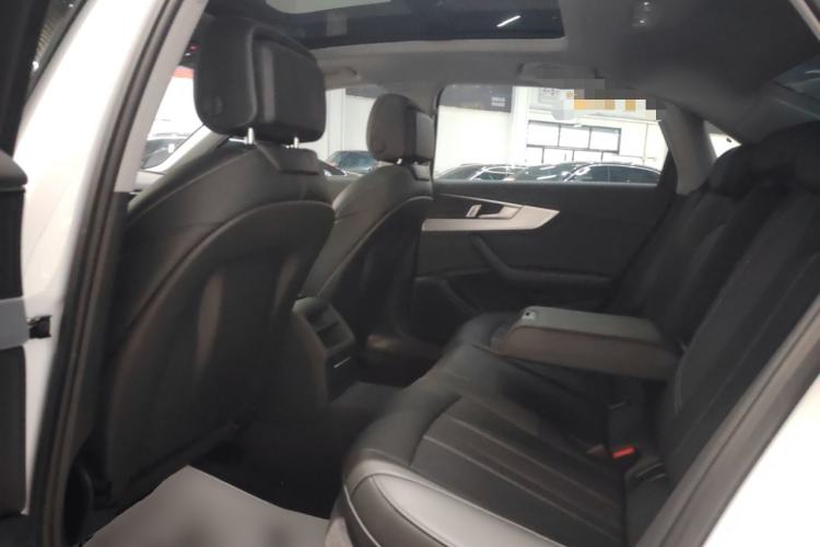 Used Audi A4L 2024 40 TFSI Fashion Dynamic Model Left Rear Seat