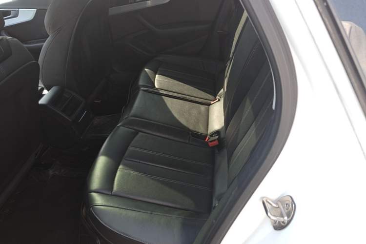 Used Audi A4L 2024 40 TFSI Fashion Dynamic Model Left Rear Seat