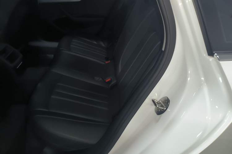 Used Audi A4L 2024 40 TFSI Fashion Dynamic Model Left Rear Seat
