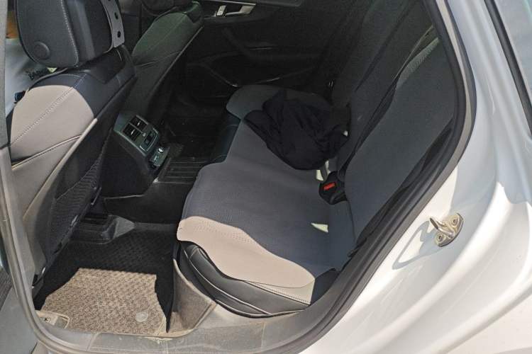Used Audi A4L 2024 40 TFSI Luxury Dynamic Edition Left Rear Seat