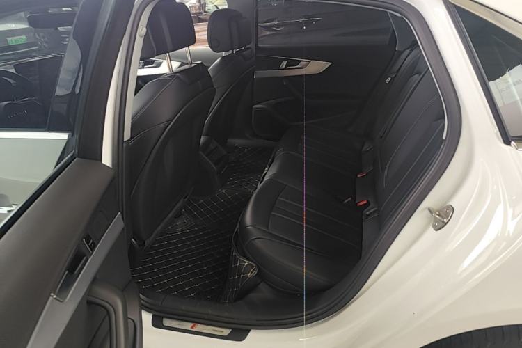 Used Audi A4L 2024 40 TFSI Fashion Dynamic Model Left Rear Seat
