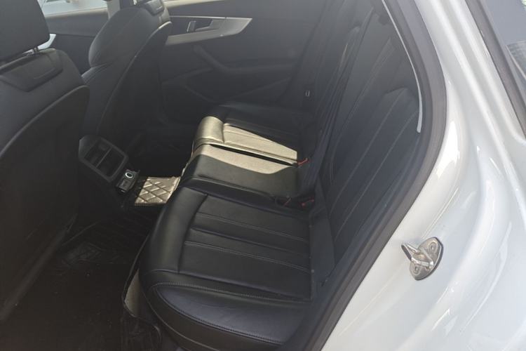 Used Audi A4L 2024 40 TFSI Fashion Dynamic Model Left Rear Seat