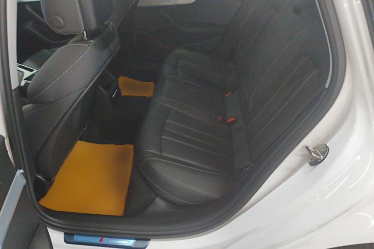 Used Audi A4L 2024 40 TFSI Fashion Dynamic Model Left Rear Seat