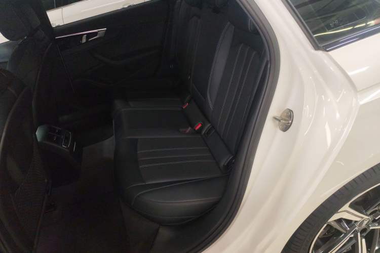 Used Audi A4L 2024 40 TFSI Luxury Dynamic Edition Left Rear Seat