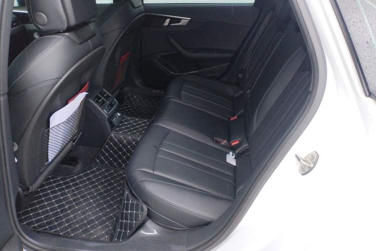 Used Audi A4L 2024 40 TFSI Luxury Dynamic Edition Left Rear Seat