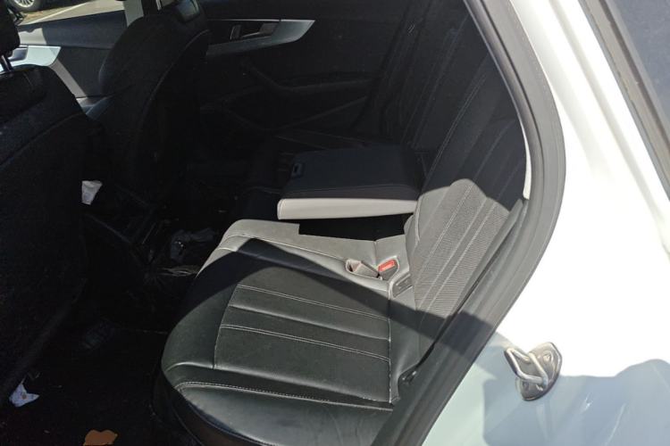 Used Audi A4L 2024 40 TFSI Fashion Dynamic Model Left Rear Seat