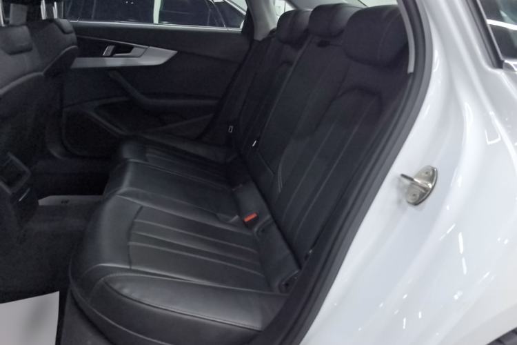 Used Audi A4L 2024 40 TFSI Fashion Dynamic Model Left Rear Seat
